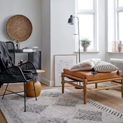 Bloomingville Jegor Gedessineerd Vloerkleed 140x200 Cm 5 Bloomingville Jegor Gedessineerd Vloerkleed 140x200 Cm -Home Textielwinkel 47457 01 3 EnvironmentImage 183963225b