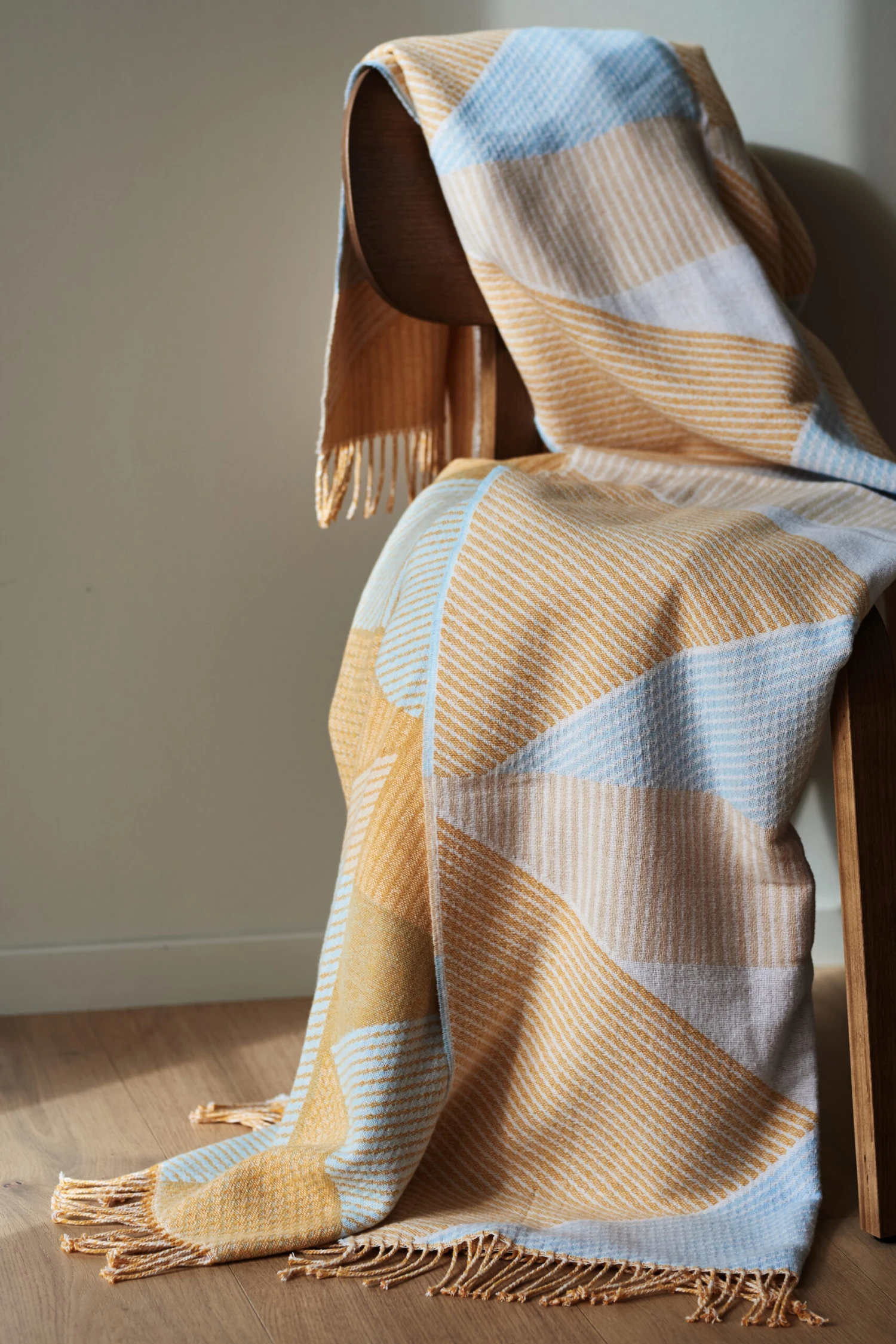 Metric Focus No. 2 Katoenen Plaid 130x185 Cm 4 Metric Focus No. 2 Katoenen Plaid 130x185 Cm - Afbeelding 4