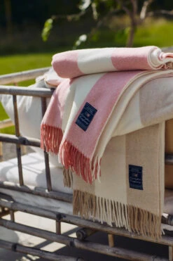 Lexington Block Striped Recycled Wool Plaid 130x170 Cm 7 Lexington Block Striped Recycled Wool Plaid 130x170 Cm -Home Textielwinkel 510366 01 4 EnvironmentImage 0c6f43a71c