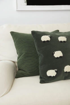 Sheep Kussenhoes 50x50 Cm -Home Textielwinkel 566543 01 5 EnvironmentImage.jpg 4306e4a600