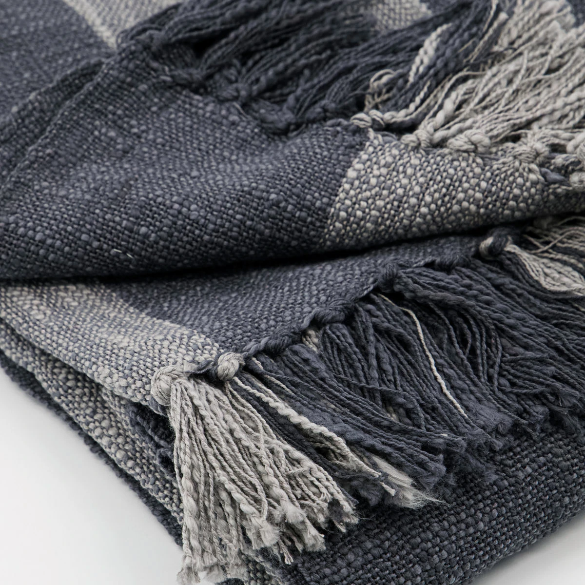 House Doctor Ponra Plaid 130x180 Cm 2 House Doctor Ponra Plaid 130x180 Cm - Afbeelding 2