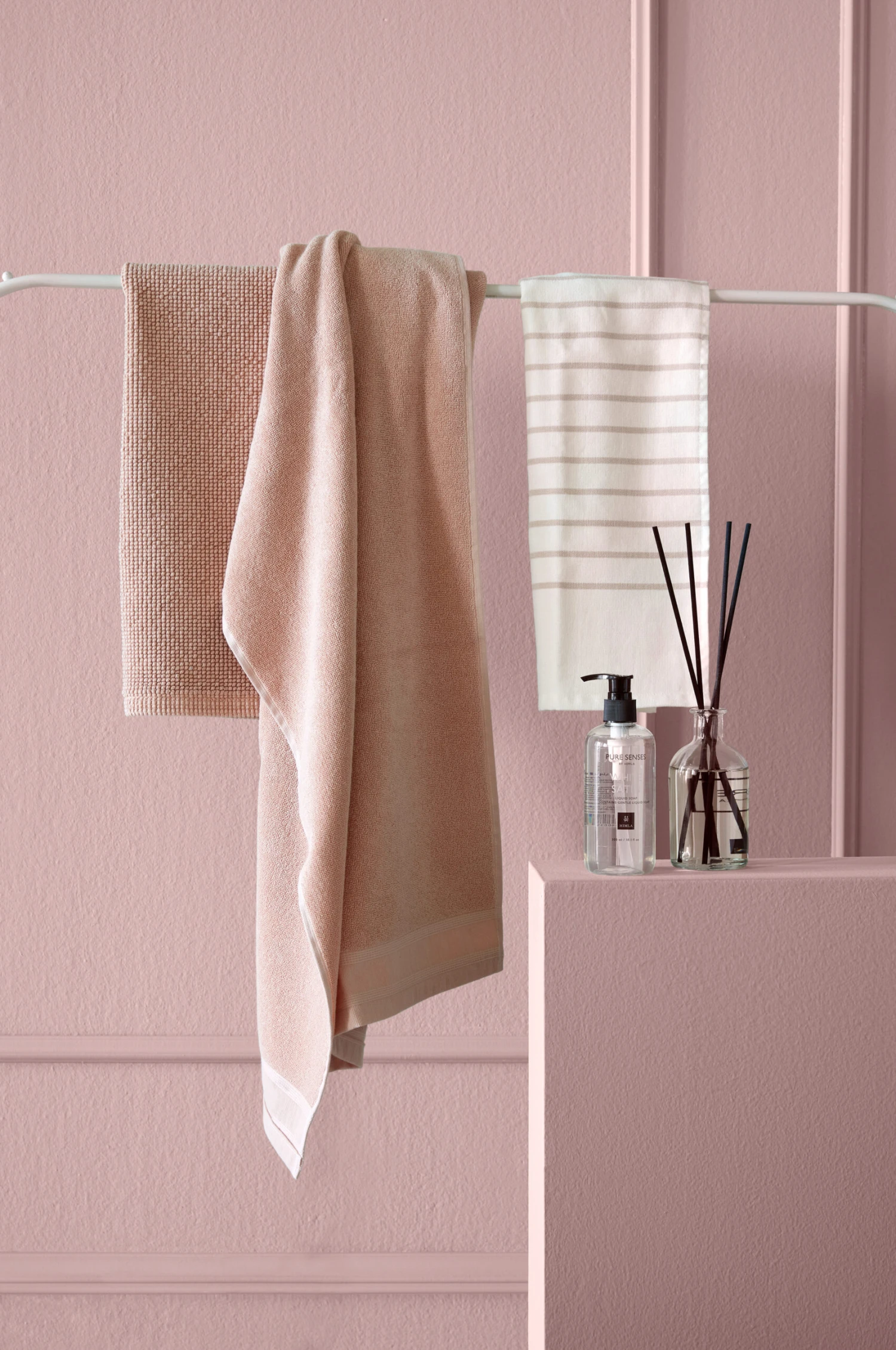 Lina Handdoek 50x70 Cm 2 Lina Handdoek 50x70 Cm - Afbeelding 2